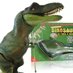 Detalle de coleccionables de dinosaurio